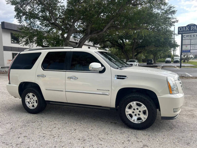 2011 Cadillac Escalade Premium