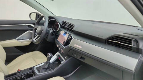 2024 Audi Q3 quattro S line Prem Plus 45 TFSI