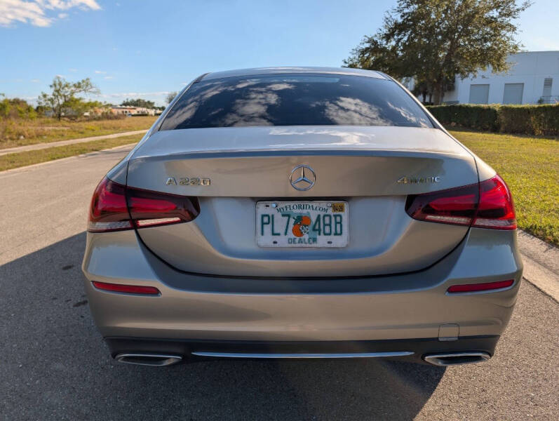 2019 Mercedes-Benz A-Class A 220 4MATIC