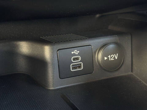 2025 Ford Escape Hybrid ST-Line