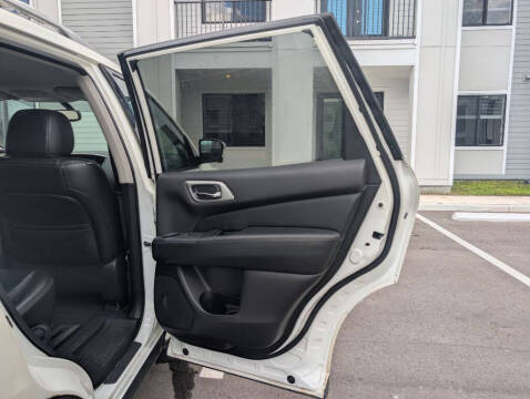 2018 Nissan Pathfinder S