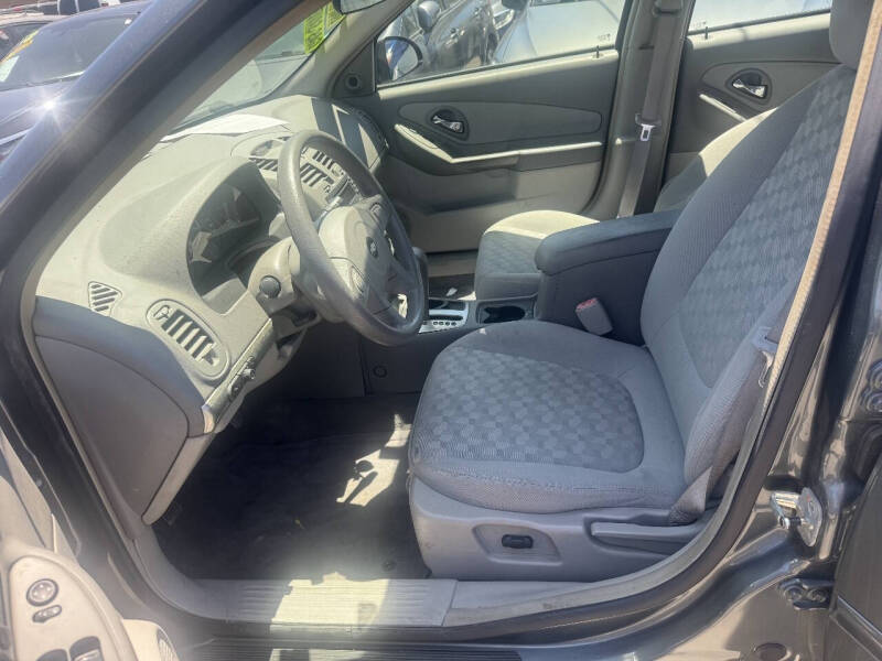2005 Chevrolet Malibu Maxx LS