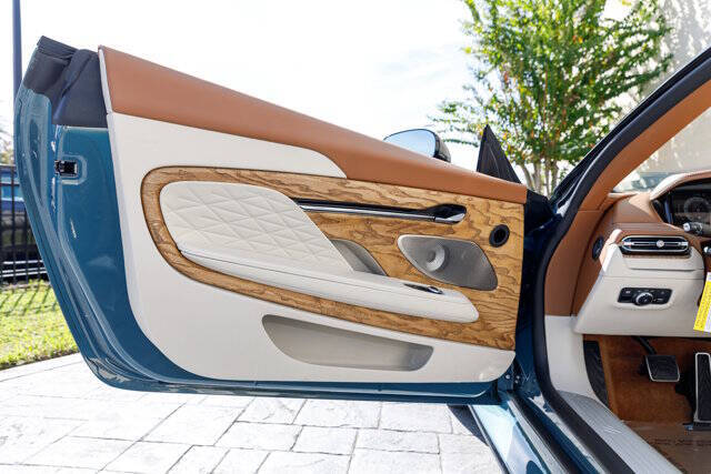 2026 Aston Martin DB12 Volante