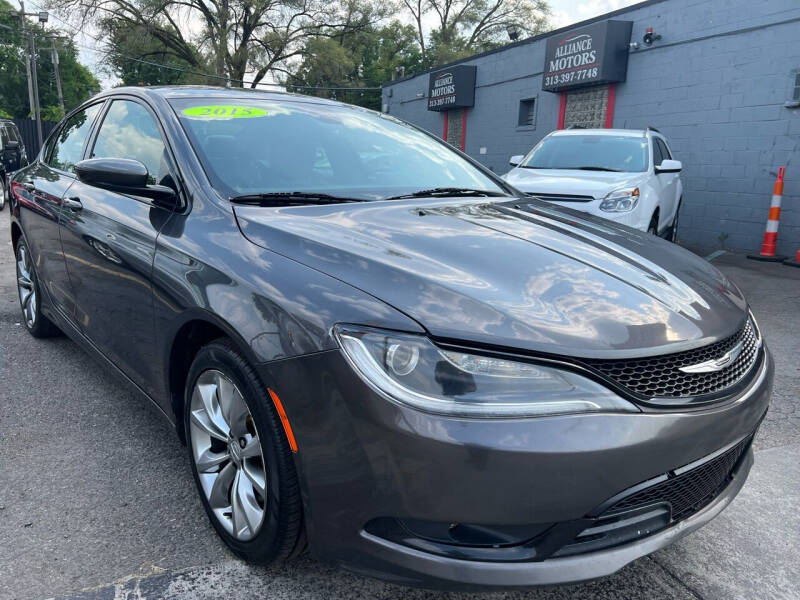 2015 Chrysler 200 for sale at Alliance Motors in Detroit MI