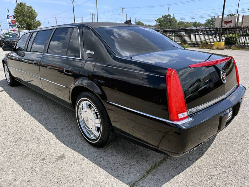 2010 Cadillac DTS Pro Coachbuilder Limo