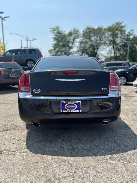 2012 Chrysler 300