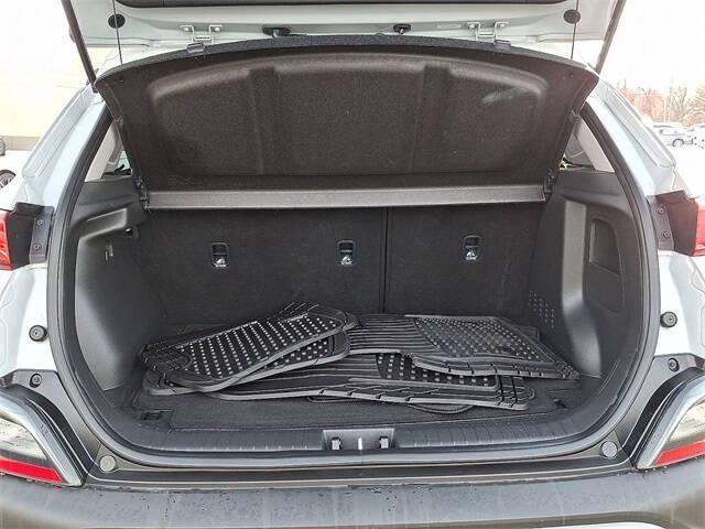 2022 Hyundai Kona SEL