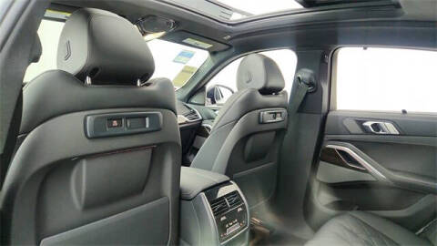 2023 BMW X6 xDrive40i