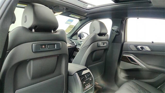 2023 BMW X6 xDrive40i