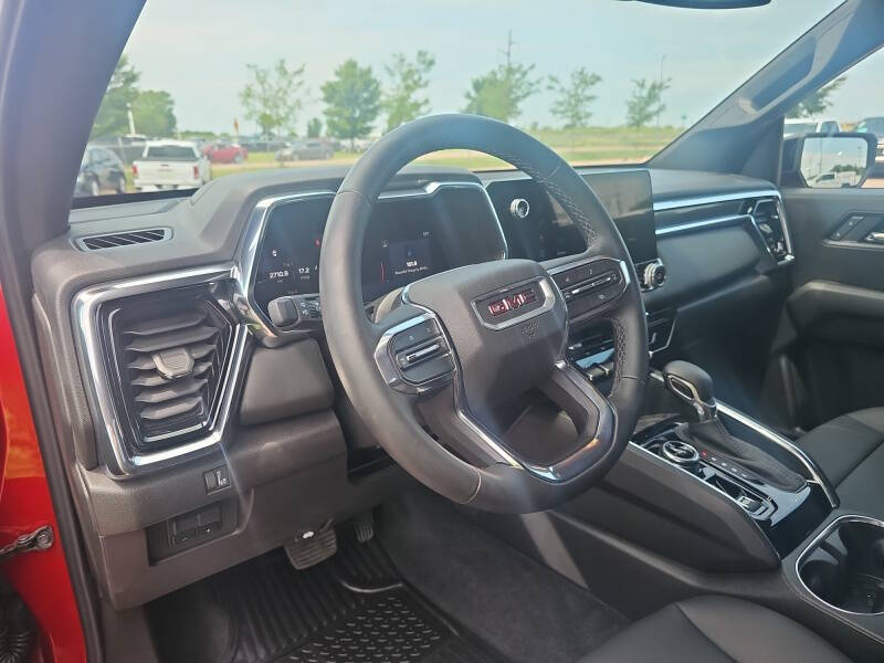 2024 GMC Canyon Elevation