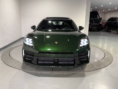 2025 Porsche Panamera 4 E-Hybrid