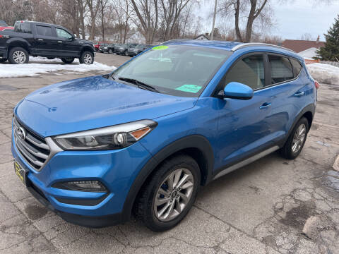 2018 Hyundai Tucson for sale at PAPERLAND MOTORS - Fresh Inventory in Green Bay WI