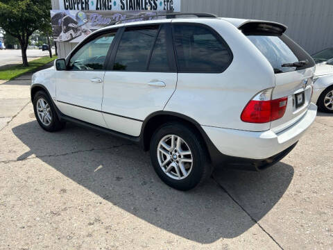 2005 BMW X5 3.0i