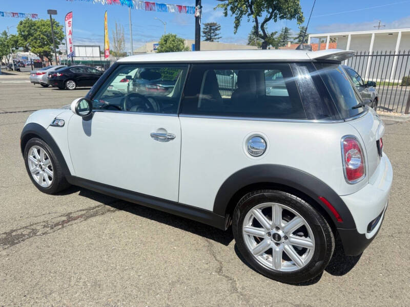 2012 MINI Cooper Hardtop S