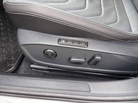 2025 Volkswagen Jetta SEL