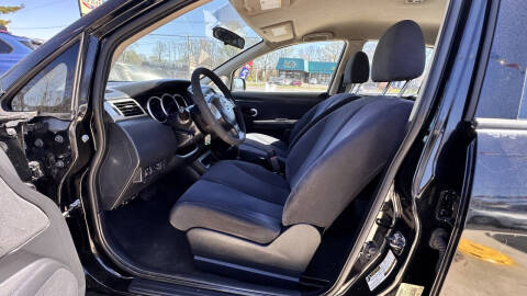 2008 Nissan Versa 1.8 S