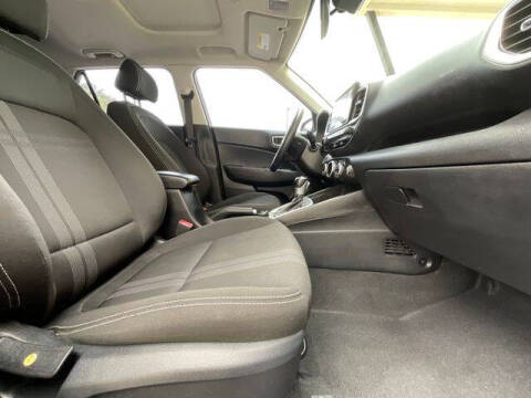 2024 Hyundai Venue SEL