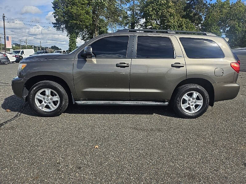 2017 Toyota Sequoia SR5
