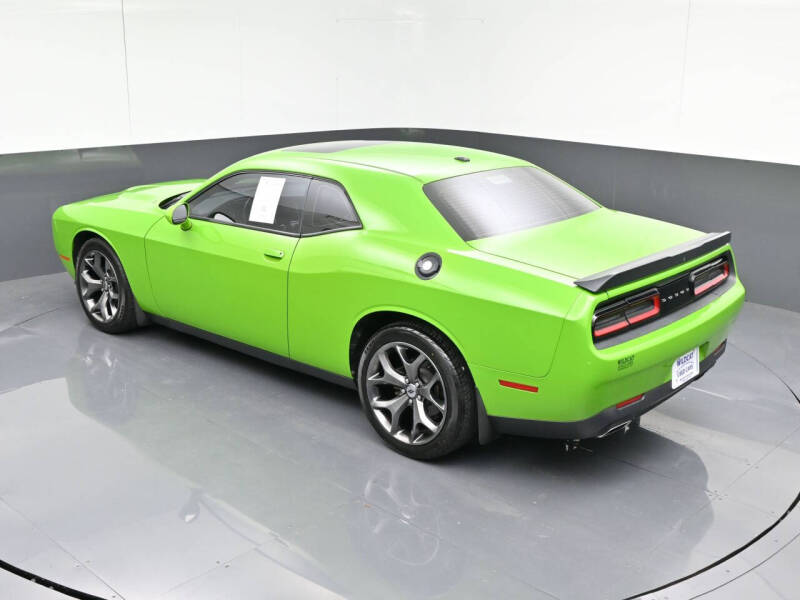 2017 Dodge Challenger SXT