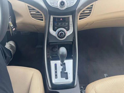 2012 Hyundai Elantra