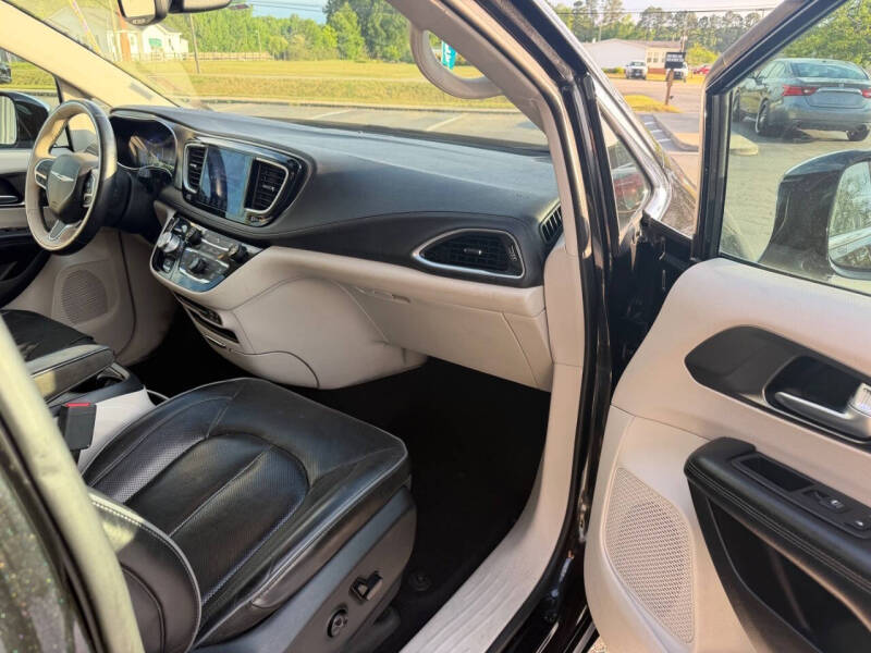 2017 Chrysler Pacifica Limited