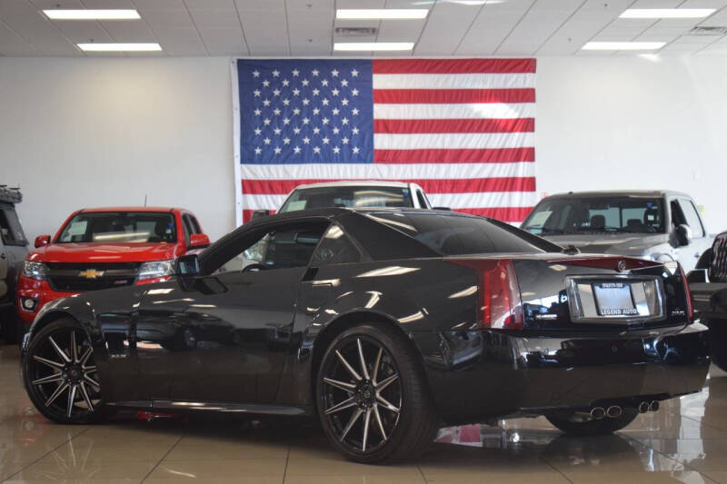 2005 Cadillac XLR