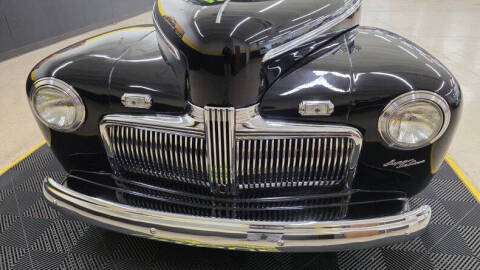 1942 Ford Super Deluxe