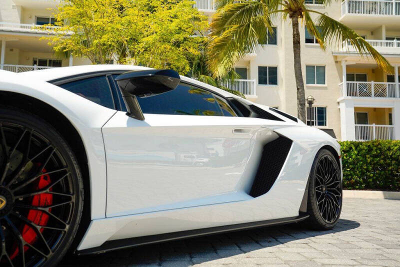 2018 Lamborghini Aventador LP 740-4 S