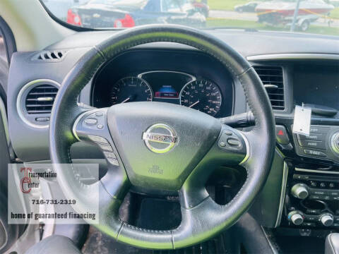 2018 Nissan Pathfinder SL