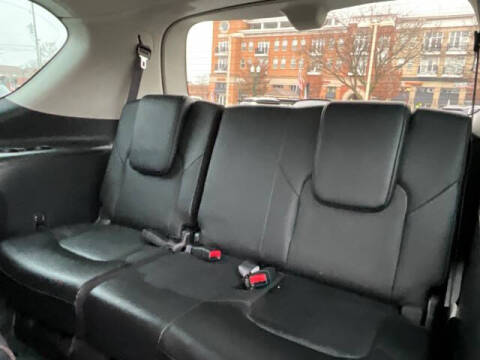 2023 Nissan Armada Platinum