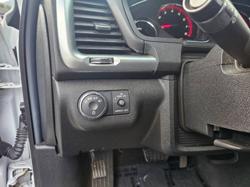 2016 GMC Acadia SLE-2