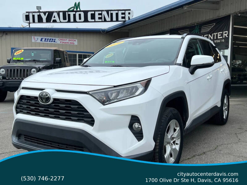 2020 Toyota RAV4 XLE