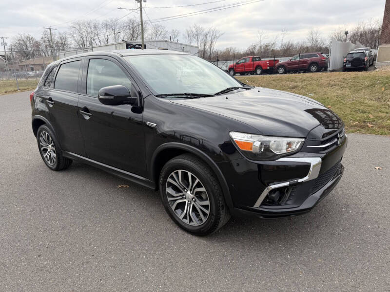 2018 Mitsubishi Outlander Sport ES's photo