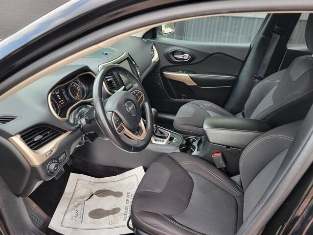 2017 Jeep Cherokee Latitude