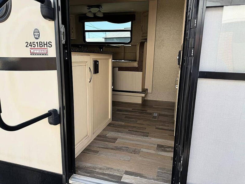 2016 Winnebago Minnie