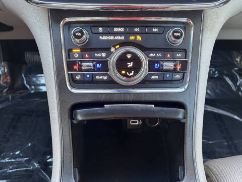 2018 Lincoln Continental Reserve