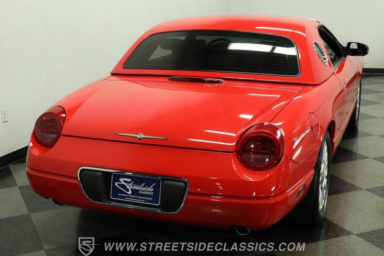 2005 Ford Thunderbird Deluxe