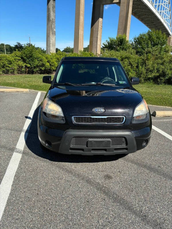 2010 Kia Soul +