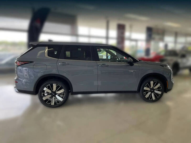 2026 Mitsubishi Outlander PHEV SE