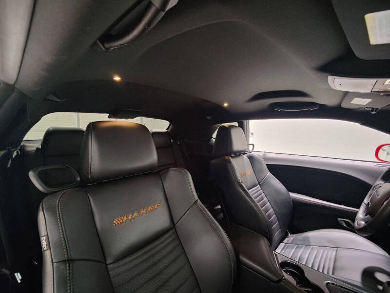 2015 Dodge Challenger R/T Plus Shaker