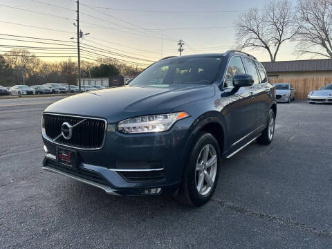 2018 Volvo XC90 T5 Momentum 5-Passenger