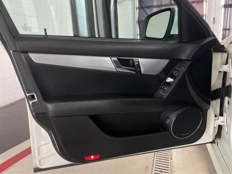 2008 Mercedes-Benz C-Class