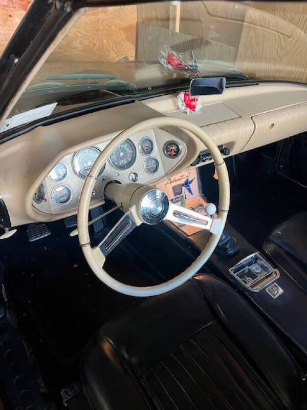 1963 Studebaker Avanti