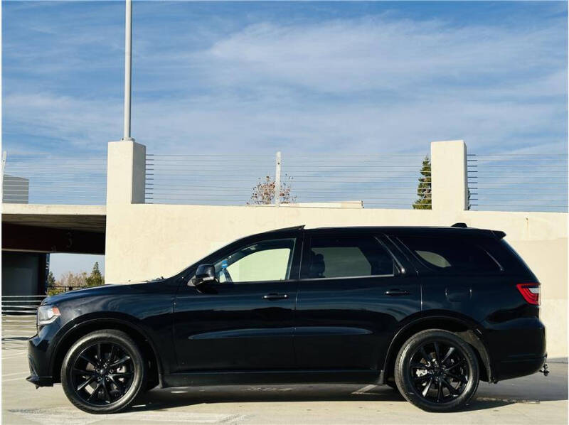 2017 Dodge Durango R/T photo 9