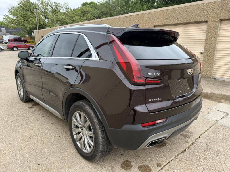 2020 Cadillac XT4 Premium Luxury
