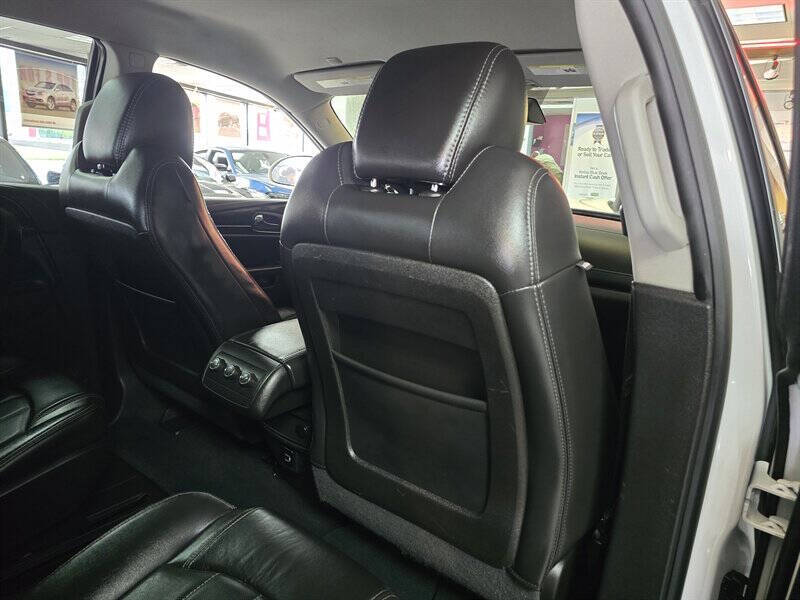 2017 Buick Enclave Leather