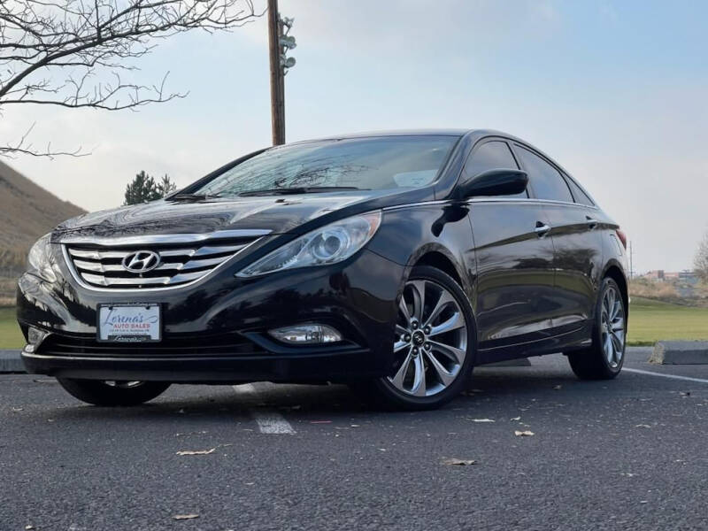 2011 Hyundai Sonata for sale at LORENA'S AUTO SALES in Hermiston OR