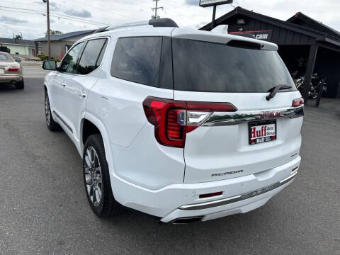 2023 GMC Acadia Denali