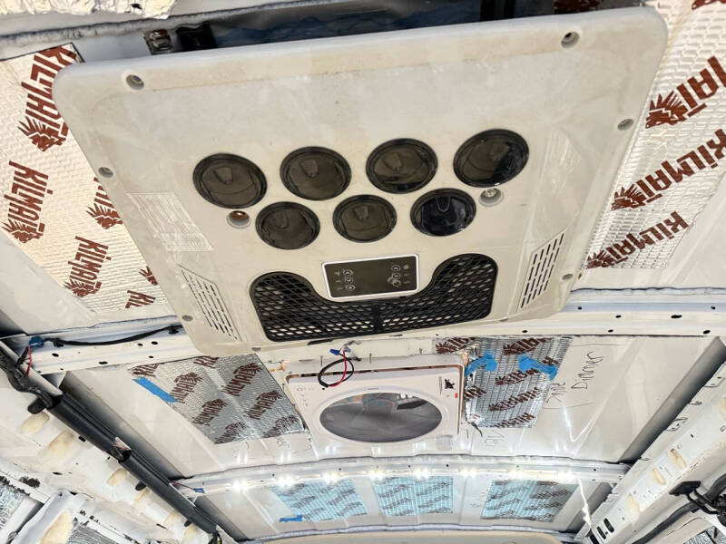 2016 GMC Savana 2500