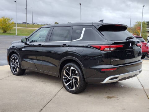 2025 Mitsubishi Outlander PHEV SE